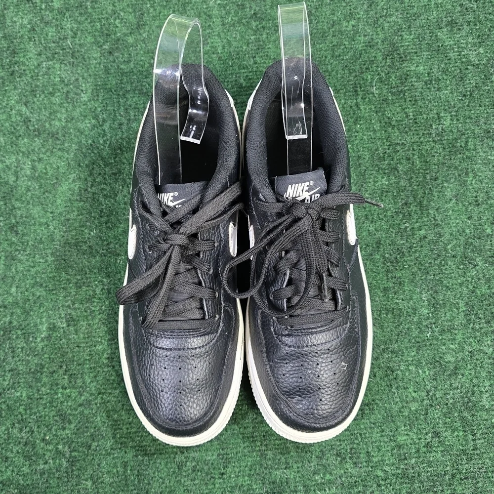 Nike | Air Force 1 '07 Low-Top Sneakers | Youth 7
